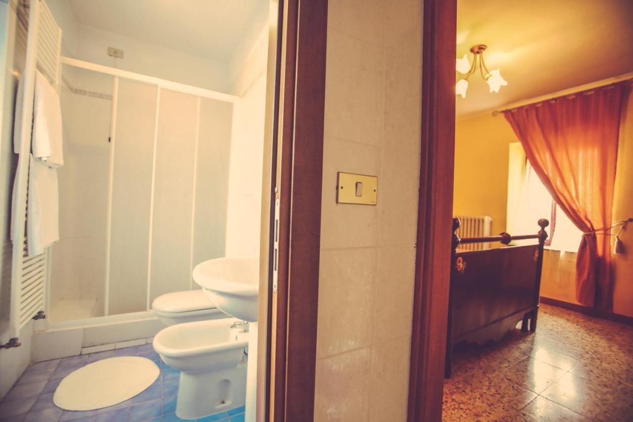 Agriturismo I Suri אסטי מראה חיצוני תמונה