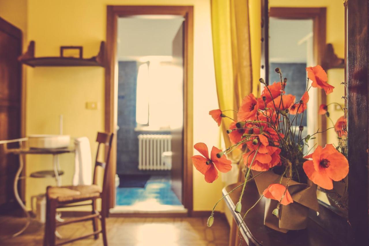 Agriturismo I Suri אסטי מראה חיצוני תמונה