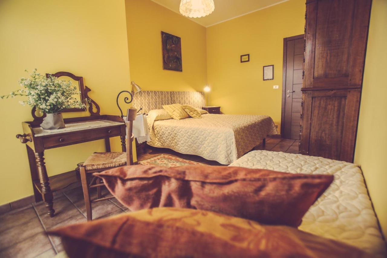 Agriturismo I Suri אסטי מראה חיצוני תמונה